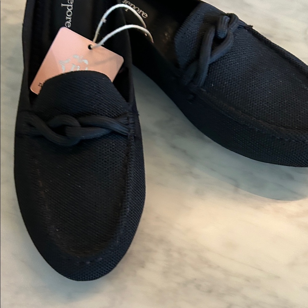 Nanette Lepore women’s Black Slip-On Loafers never wore! - Picture 2 of 3